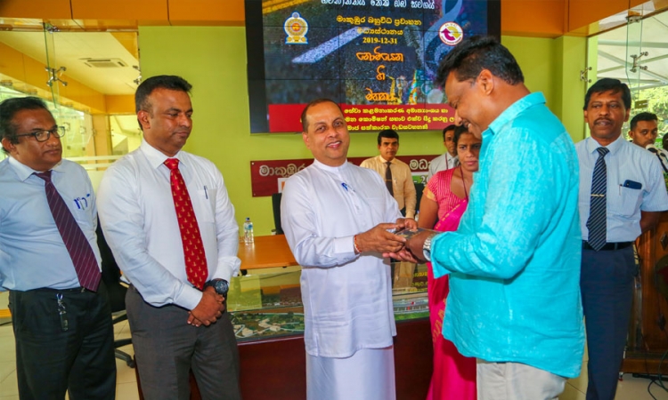 බස්රථවල ඝෝෂාකාරී සංගීතය 15න් පසු තහනම්