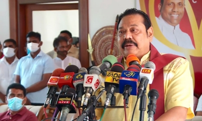 ආගමකට හෝ ආගමික නායකයෙකුට හෝ ගරහනවා නම් එය පිරිහිමේ ආරම්භයයි -  අගමැති (වීඩියෝ)