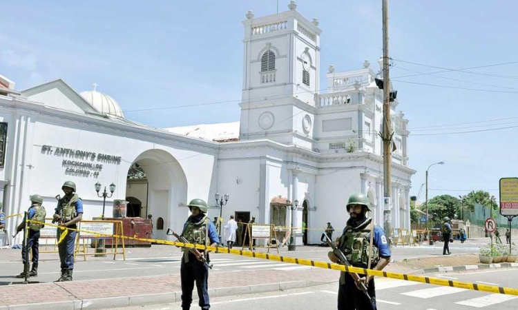 කොච්චිකඩේ බෝම්බකරුගේ සහෝදරයා ඇතුළු 3ක් අත්අඩංගුවට..... තිදෙනාට දින 90ක රැඳවුම් නියෝග