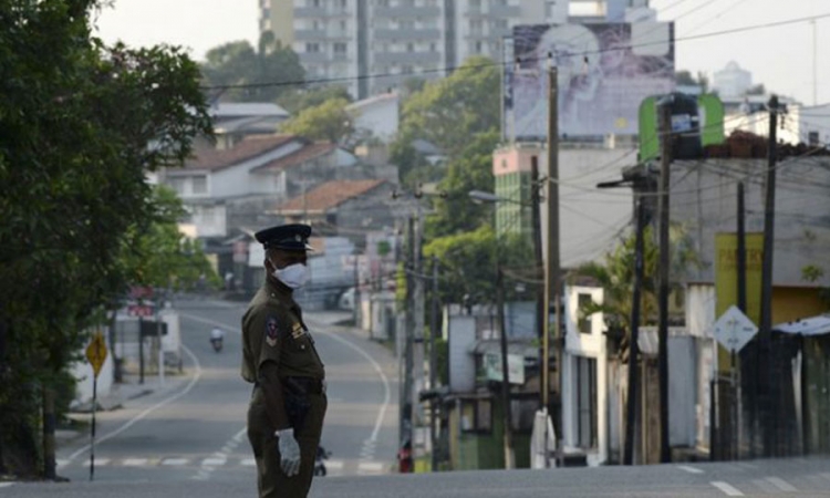 කොළඹට, ගම්පහට, පුත්තලමට යළි ඇඳිරි නීතිය දහවල් 2 සිට