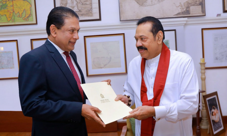 නව අග්‍රාමාත්‍ය ලේකම් සිය ධුරයේ රාජකාරි අරඹයි...