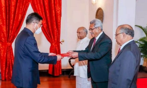 නව චීන තානාපති ජනපතිට සිය අක්ත පත්‍රය බාර දෙයි