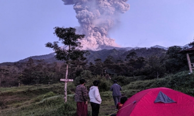 ඉන්දුනීසියාවේ පුපුරාගිය Merapi ගිනි කන්ද