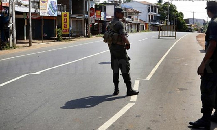 ජන ජීවිතය යථාවත් කිරීමට ඇඳිරි නීතිය ලිහිල් කෙරේ ....