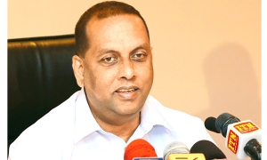 උපාධිධාරීන්ට ලබන මස සම්මුඛ පරික්ෂණ - මහින්ද අමරවීර