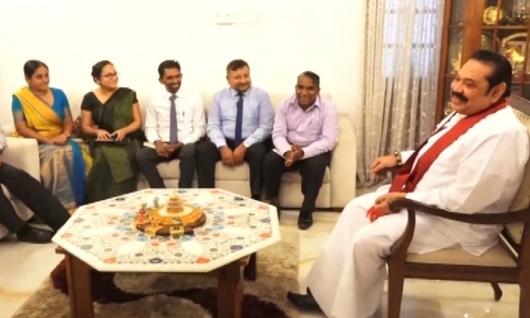 දූෂිතයන්ට නාම යෝජනා දෙන්න එපා; මාර්තු 12 ව්‍යාපාරය (වීඩියෝ)