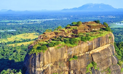 උදේ 6.30 ට සීගිරියට එන්න