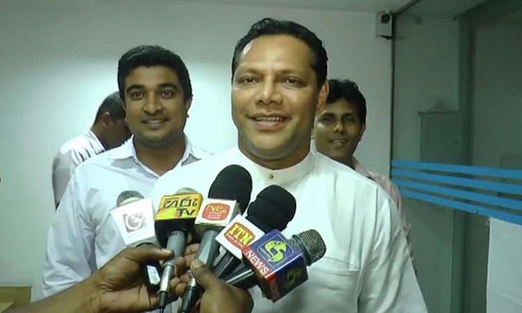 ශ්‍රීලනිප හැරගිය මන්ත්‍රීන් ගැන ඉදිරි ක්‍රියාමාර්ග කිහිපයක් (වීඩියෝ)