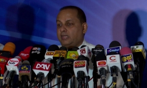 SLFP හැරගිය මන්ත්‍රීවරුන් ගැන තීරණය හිතා මතා ප්‍රමාද කළේ: අමරවීර