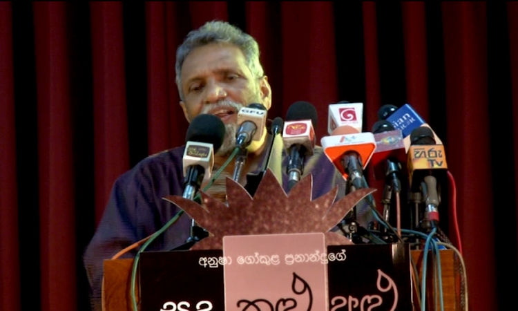 උපාධිධාරීන් පමණක් පාර්ලිමේන්තුවට යා යුතුය යන මතයට එරෙහි වනවා; මහින්ද දේශප්‍රිය (වීඩියෝ)