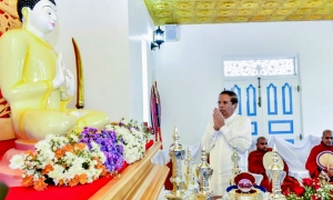 ජාතීන් ලෙසින් බෙදී ත‍්‍රස්තවාදීන්ගේ අරමුණට ඉඩ නොතබන්න.... ජනපති