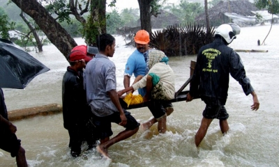 අයහපත් කාලගුණය පවුල් 1,609ක් පීඩාවට... තවත් ප්‍රදේශ ගණනාවකට ගංවතුර අවදානම් (වීඩියෝ)