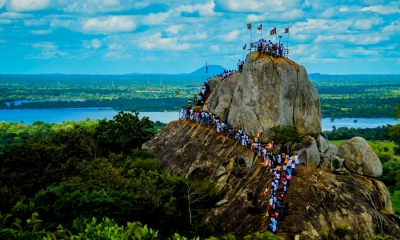 මිහින්තලා පුදබිමේ දැවැන්ත සංවර්ධනයක් (වීඩියෝ)