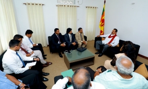 ජගත් දේශප්‍රේමී ලාංකික සංසදයේ නියෝජිතයින් හා විපක්‍ෂ නායක හමුවේ