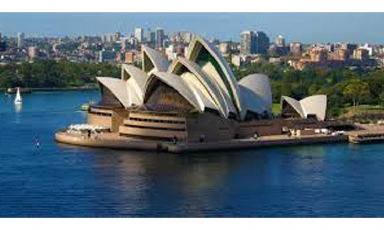 ඔස්ට්‍රේලියාවේ Sydney Opera House ජනතාවට විවෘත කෙරේ