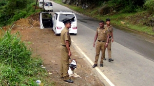 මත්ද්‍රව්‍ය රැගෙන සිරිපා වන්දනාවේ ගිය 100ක් අත්අඩංගුවට