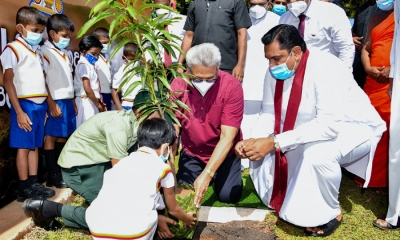 “කැකුළු තුරු උදානය” ළමා රුක් රෝපණ ජාතික වැඩසටහන ජනපති ප්‍රධානත්වයෙන් ඇරඹේ ....(වීඩියෝ)