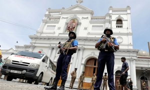 කොච්චිකඩේ බෝම්බකරුව පියා හඳුනා ගනී...... පියාගෙන් මාසිකව රු. 30000ක්