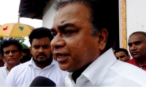 රාජ්‍ය නිළධාරින්ගේ අහිමි දේශපාලන නිදහස දීමට ජනපති සහ අගමැති සුදානම් - ඇමති ජානක