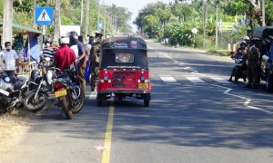 ඇඳිරිනීතිය උල්ලංඝනය කිරීමට‌ 809ක් අත්‌අඩංගුවට