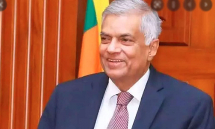 ජනාධිපතිතුමා පාර්. මන්ත්‍රීවරුන්ට සර්ව පාක්ෂික ආණ්ඩුවට එක්වන ලෙස ආරාධනා කරයි...