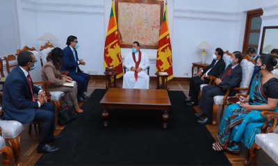 මාලදිවයින් මහ කොමසාරිස්, අගමැති හමුවෙයි