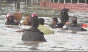 ආනන්දපුරම්,ඉරුත්තිපුරම්, පොන්නගර්, පිරමන්දන් ජලයෙන් යටවෙයි - 4000ක් අවතැන්