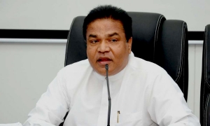 ඇමති හැරිසන්: UNP පෙරමුණට SLFP සහ SLPP කණ්ඩායම් එක්වන ලකුණු: හෙට ගිවිසුම කල්යයි (විඩියෝ)