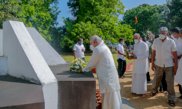 පිලිප් ගුණවර්ධන 121 වැනි ජන්ම දිනය සැමරේ