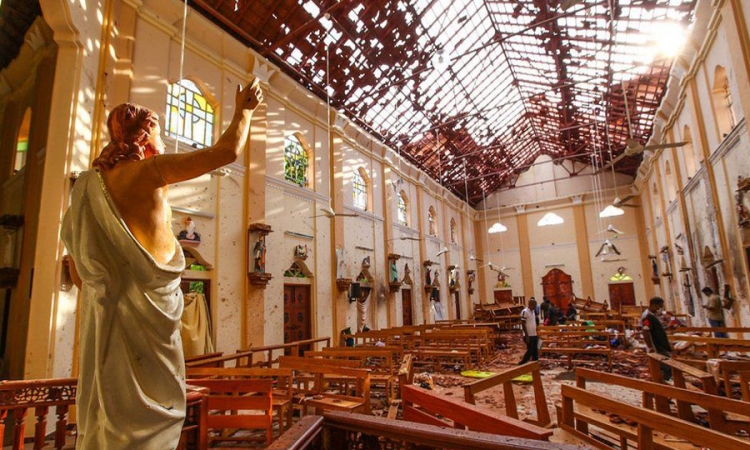 ජනපති කොමිසම හමුවට අද පොලිස් නිලධාරීන් කීපදෙනෙක්