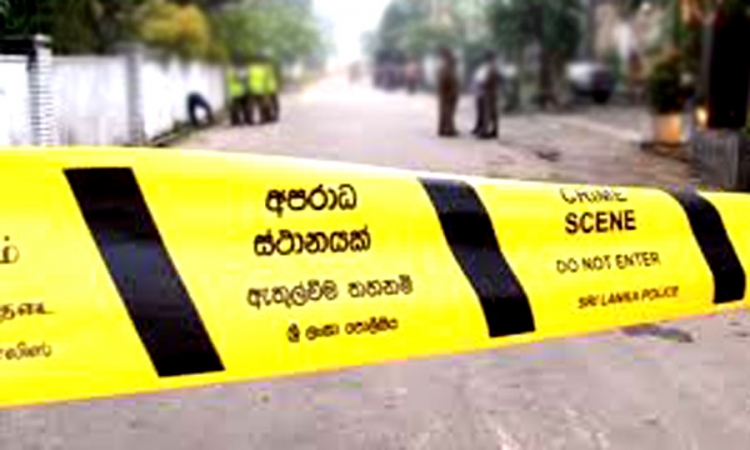 මහ රෑ කතරගම නිවසක මනුෂ්‍ය ඝාතනයක්