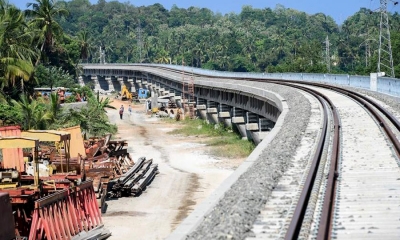 කටුනායක-වේයන්ගොඩ නව දුම්රිය මාර්ගයකට අවධානය