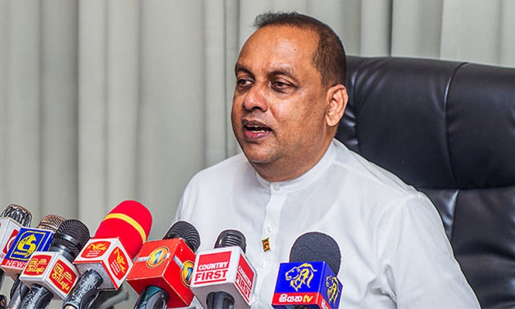 &quot;පරිසරයට හානි කරන්නන්ට නීතිමය පියවර ගෙන තිබෙනවා&quot; - මහින්ද අමරවීර