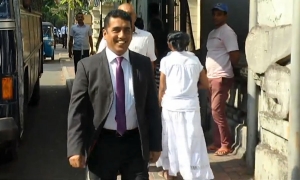 ජොන්ස්ටන් වත්කම් බැරකම් නඩුවෙන් නිදහස්