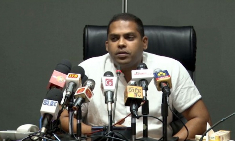 පුහුණුකරු හතුරුසිංහට ඇමති අනුමැතිය අහිමිවේ; ඇමතිගෙන් කොන්දේසි කිහිපයක්