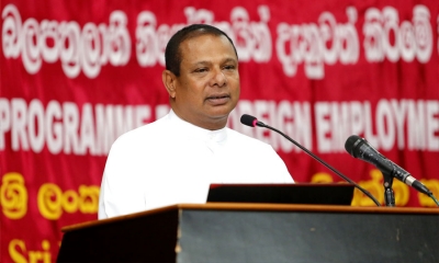 සංචාරක වීසා මගින් රැකියා ලබාදීමේ ජාවාරමට තිත